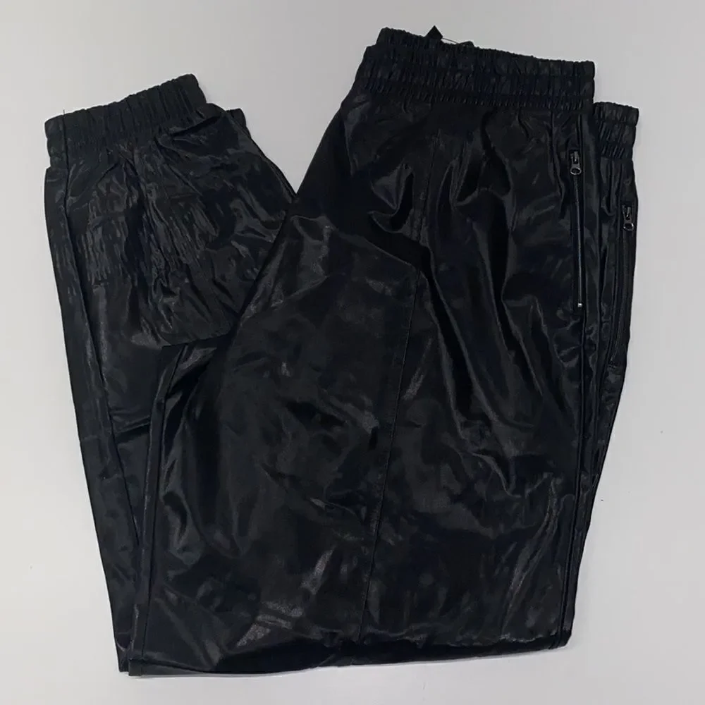 🔥Victoria secret sport faux leather pants New sz Large women’s pants - Picture 6 of 8